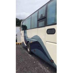 14年32座6122型2+1座椅宇通客车