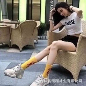 新疆棉袜子 女运动中长筒春夏滑板袜