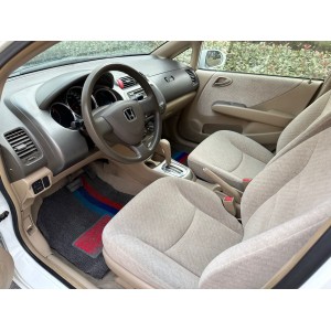 飞度 2004款 三厢 1.3L CVT