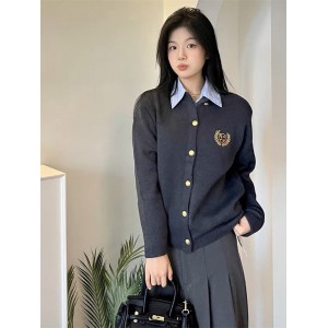 春季英伦学院风针织衫 女式短款宽松上衣 徽章刺绣羊毛开衫 毛衣外套