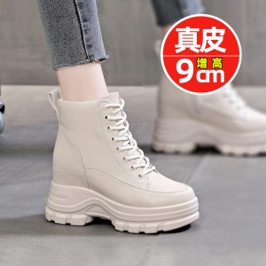 米色单靴